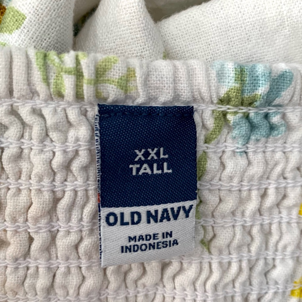 Old Navy White Maxi Dress with Yellow Floral Print - Picture 7 of 10